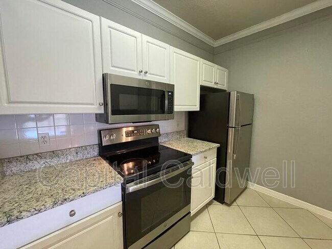 4323 Bayside Village Dr Unit 305