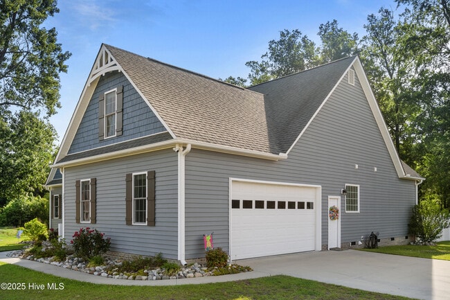 Photo - 201 Cypress Branch Way