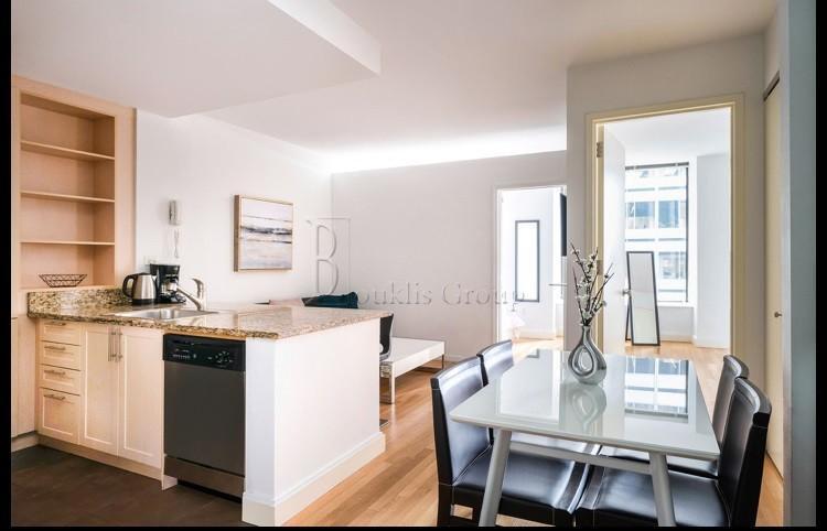 Photo - 3 bedroom in NEW YORK NY 10005 Unit 17N