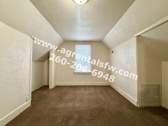 2828 Raymond St Unit 3