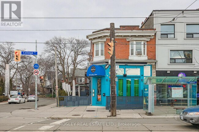 Photo - 413 Crawford St