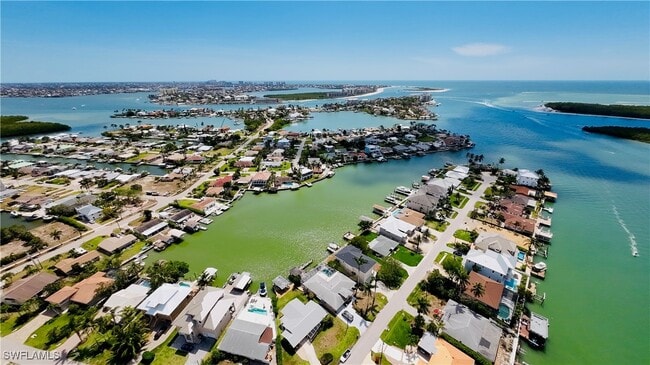 Building Photo - 140 W Pago Pago Dr