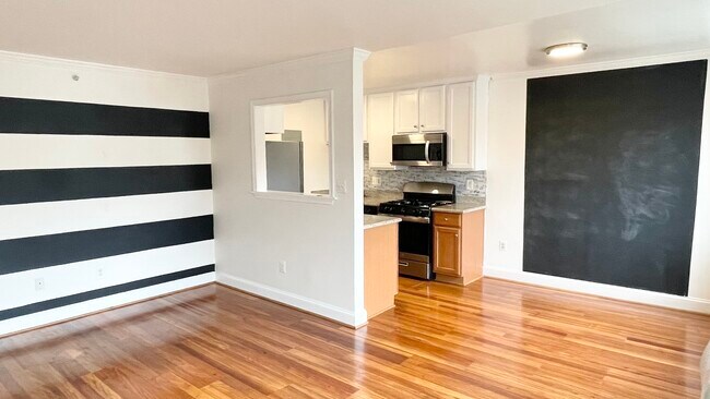 Photo - 610 Main St Unit 306