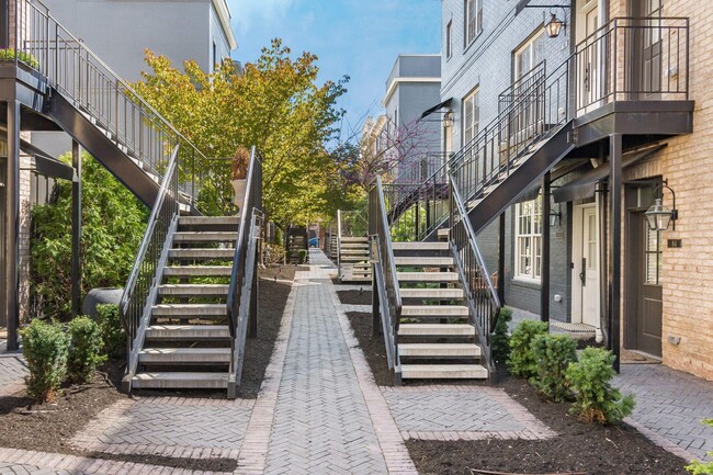 Photo - 90 Normandy Ave Unidad TH66