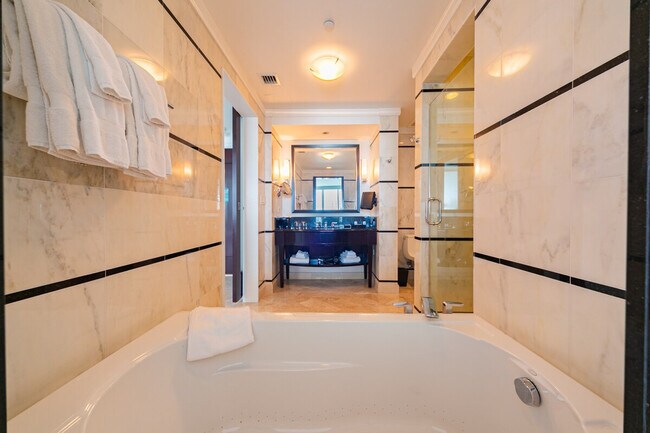 Photo - 4441 Collins Ave Unit SI ID1540427P