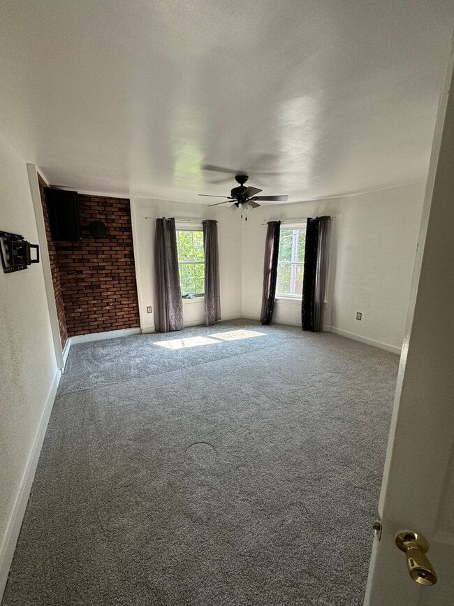 Photo - Charming 2 Bedroom, 1 Bath Apartment | Carlisle Area Schools!