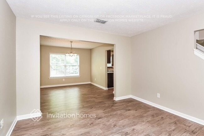 Photo - 1127 Eastmill Cove