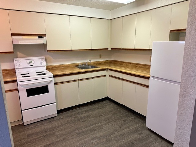 Photo - 639-639 Constance Ave