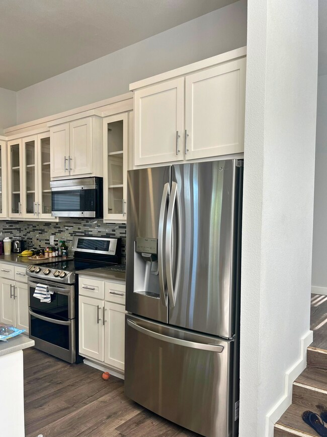 Photo - 427 Natalen Ave