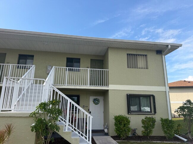 Photo - "Charming 2-Bed, 2-Bath Condo Retreat in Punta Gorda's Prime Location - 950 Sq Ft of Comfort!" Unit 108