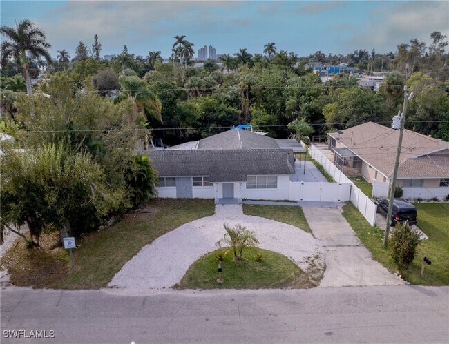 Photo - 60 Cardinal Dr