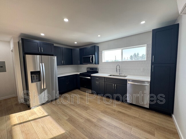 Photo - 21 W Tonto St