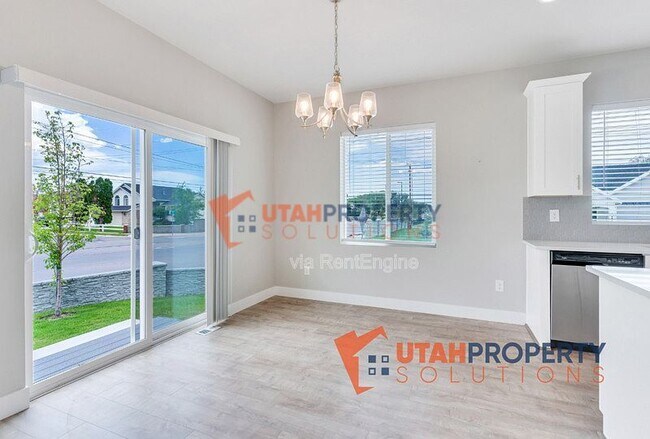 Photo - 7632 S Waverly Hls Ln