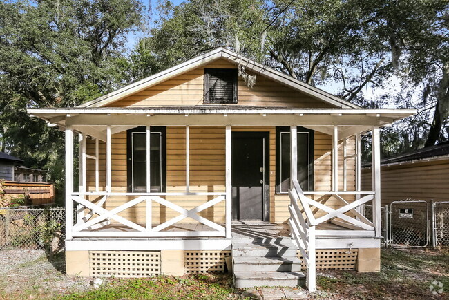 Building Photo - 7585 Calvin St Rental