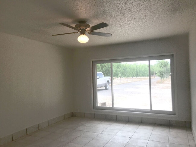 Photo - Country Living