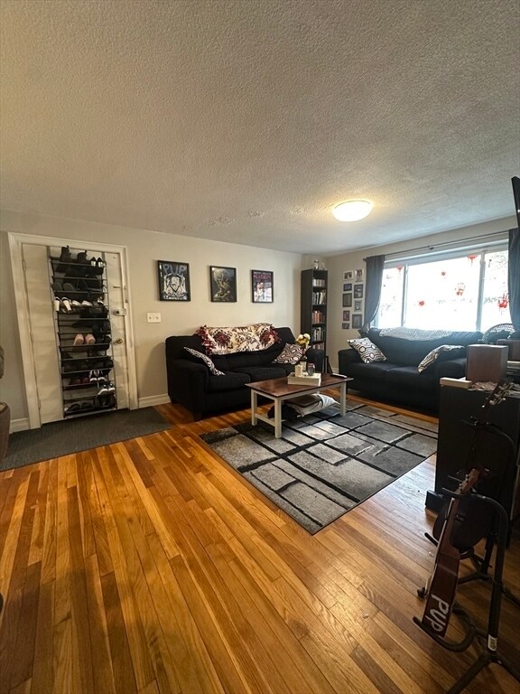 Photo - 365 Faneuil St Unit 8