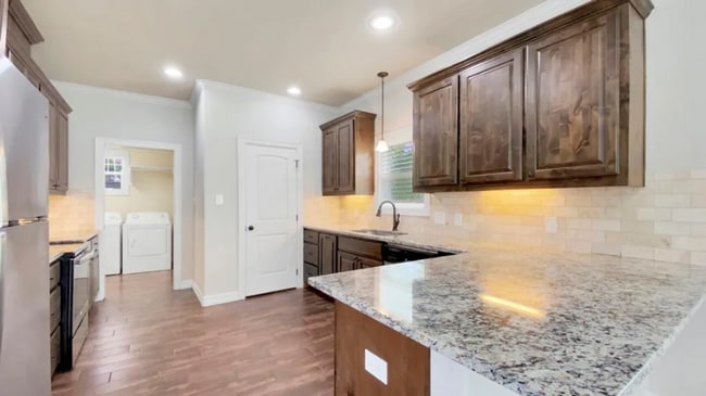 204 Francis Dr