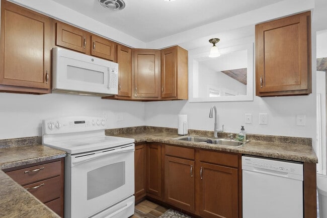 Photo - 1213 Langlade Ave