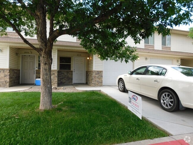 Building Photo - Townhome North GJ!!