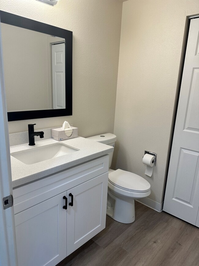 Westhampton Apartments For Rent in Federal Way, WA