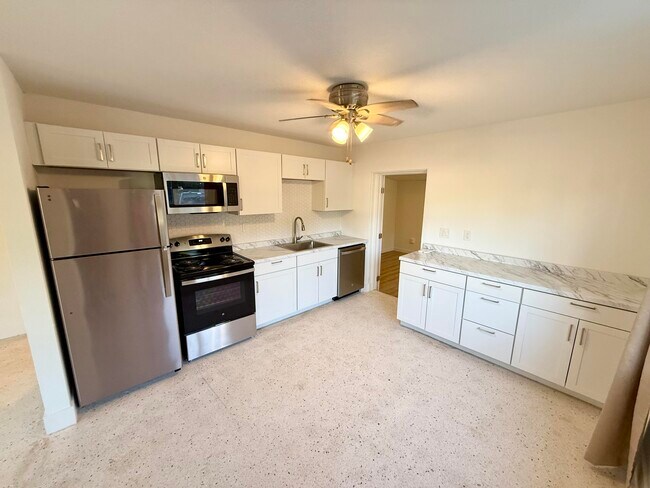 Photo - 5045 Garner St