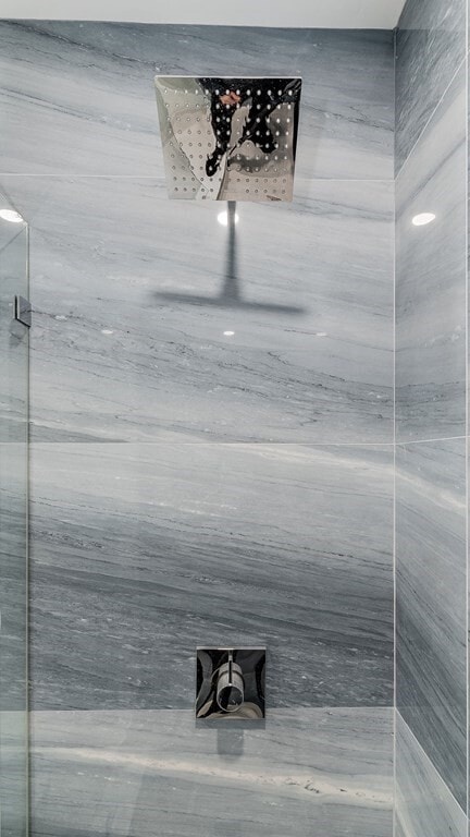 Photo - 555 E 5th St