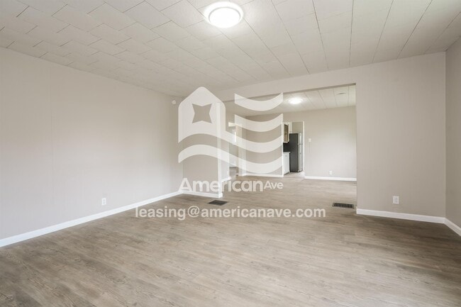Photo - 1801 Leer St
