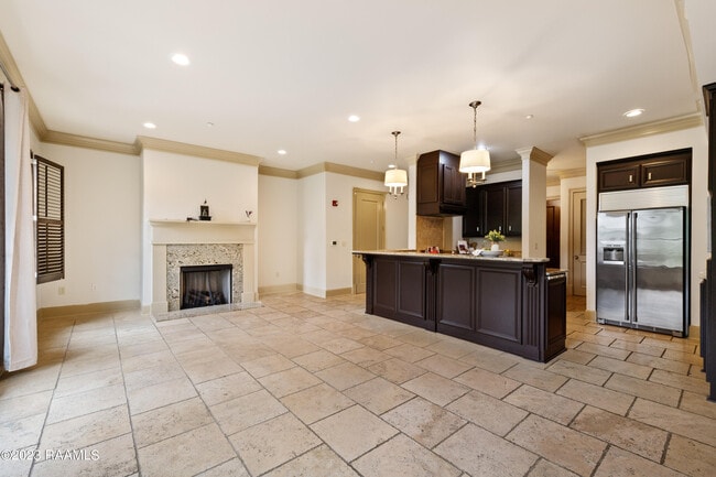 605 Silverstone Rd