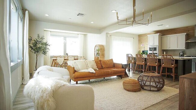 Photo - 2676 Brooklyn Ln