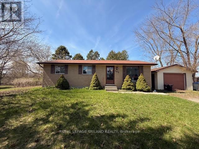 Photo - 165 Railway Ave