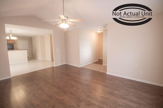 Photo - 1881 Harmony St