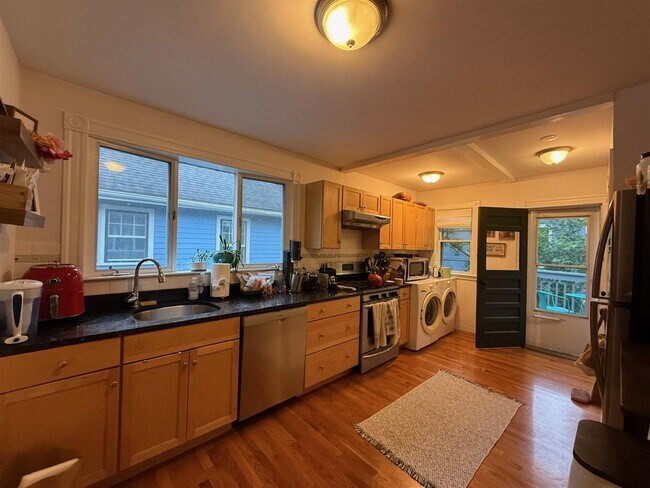Photo - 17 Milton St Apartments Unit 2