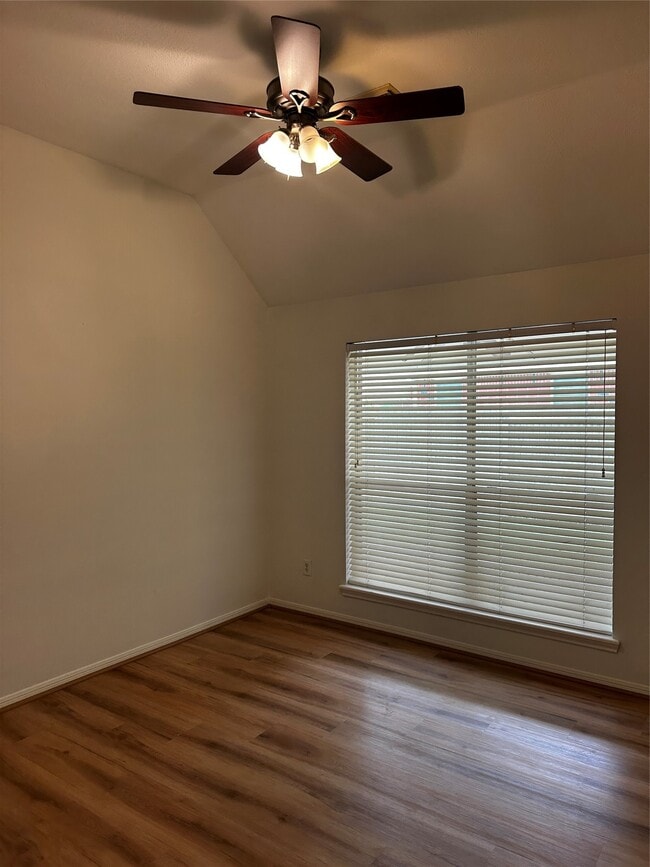 Photo - 15303 Marden Ct