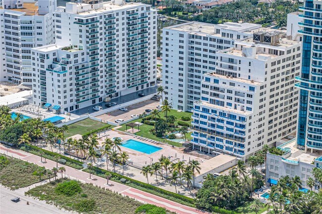 Photo - 5005 Collins Ave Unit 509