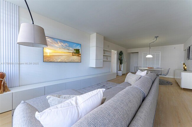 Photo - 3725 S Ocean Dr Unit 819