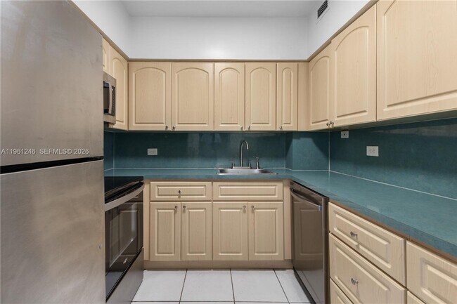 Photo - 7441 Wayne Ave Unit 11G