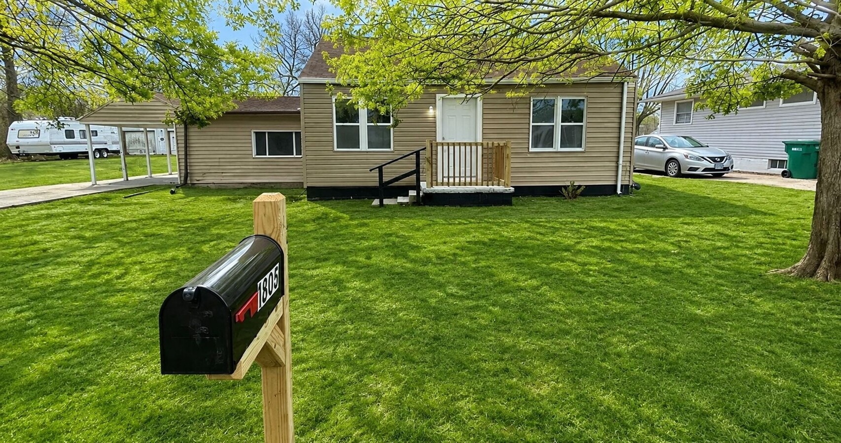 Photo - For Lease