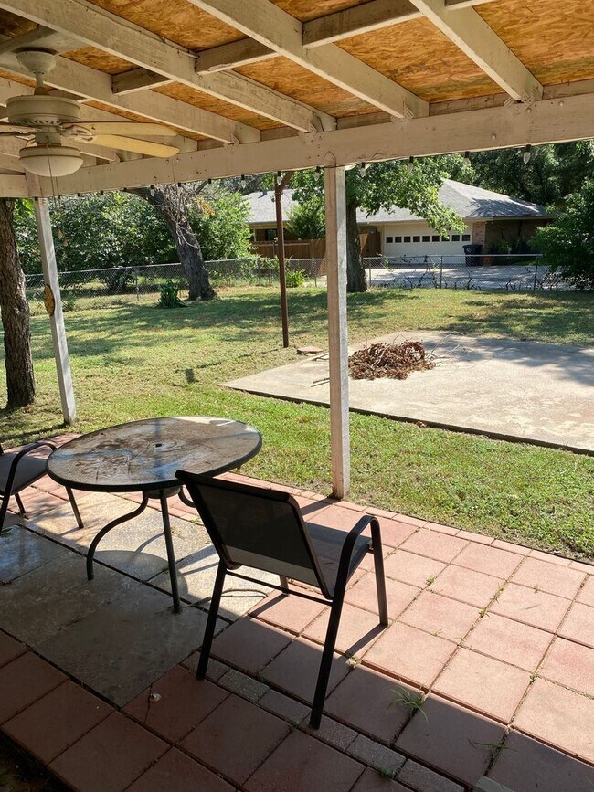 1202 Stanwood Ave House House Rental in Cleburne, TX