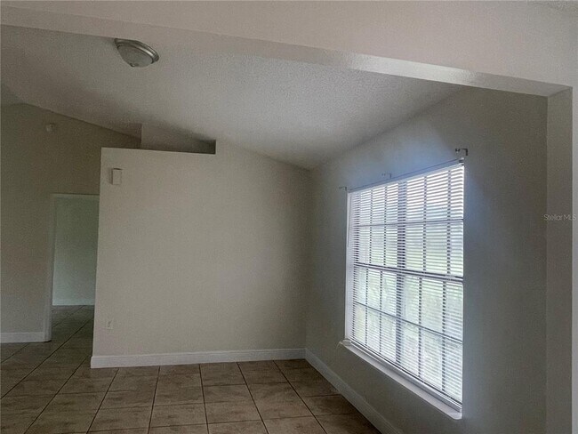 Photo - 820 Blanc Ct