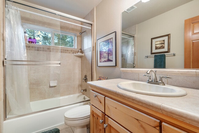 Photo - 601 W Burnt Cedar Rd