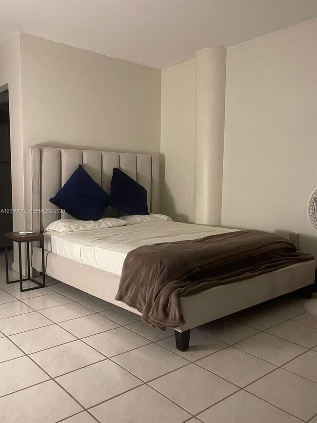 Photo - 7904 West Dr Unit 1010