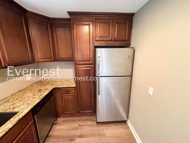Photo - 1243 N Washington St Unit 402