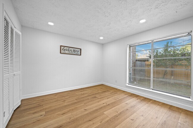 Photo - 8726 Wilcrest Dr Unidad 8726