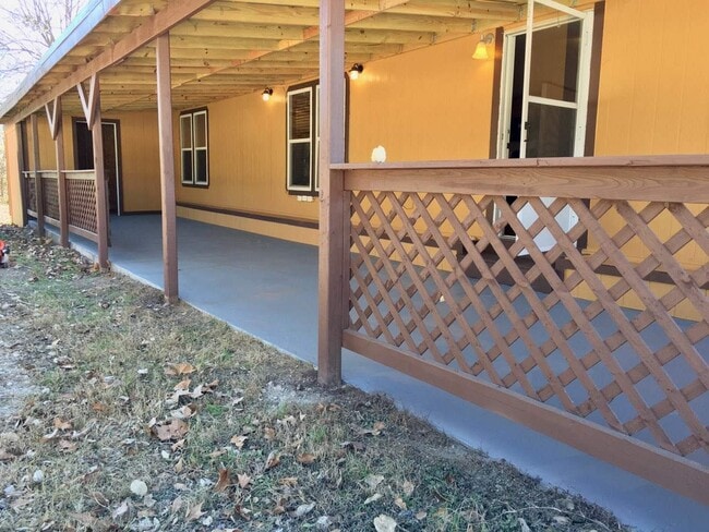 Building Photo - 3108 Medina Hwy Unit A-1 Rental