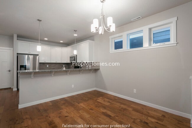 Photo - Beautiful Three Bedroom Row Home In Highly Desired Villebois Community!