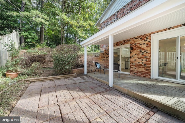 Photo - 10116 Dundalk St