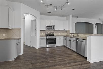 Photo - 1209 Cardinal Way