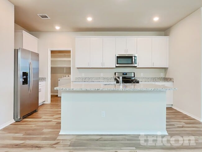 Photo - 5129 Sidesaddle Dr
