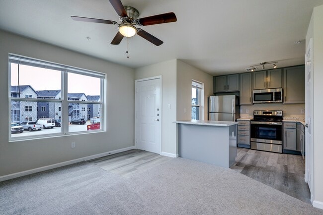 Photo - 155 Plez Morgan Dr Unit 6C