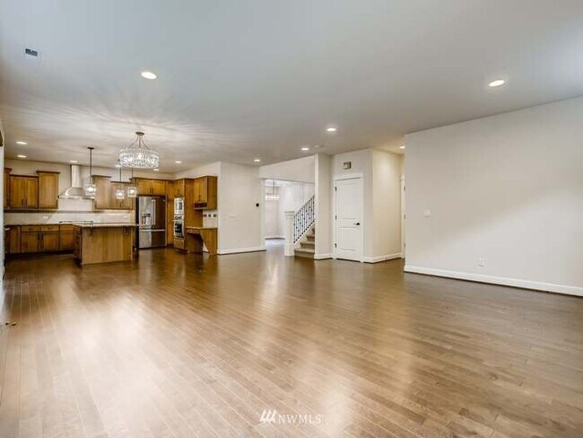 Photo - 24329 NE 8th Pl